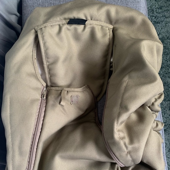 Carseat cover - Picture 1 of 2